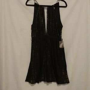 Forever 21 black lace dress